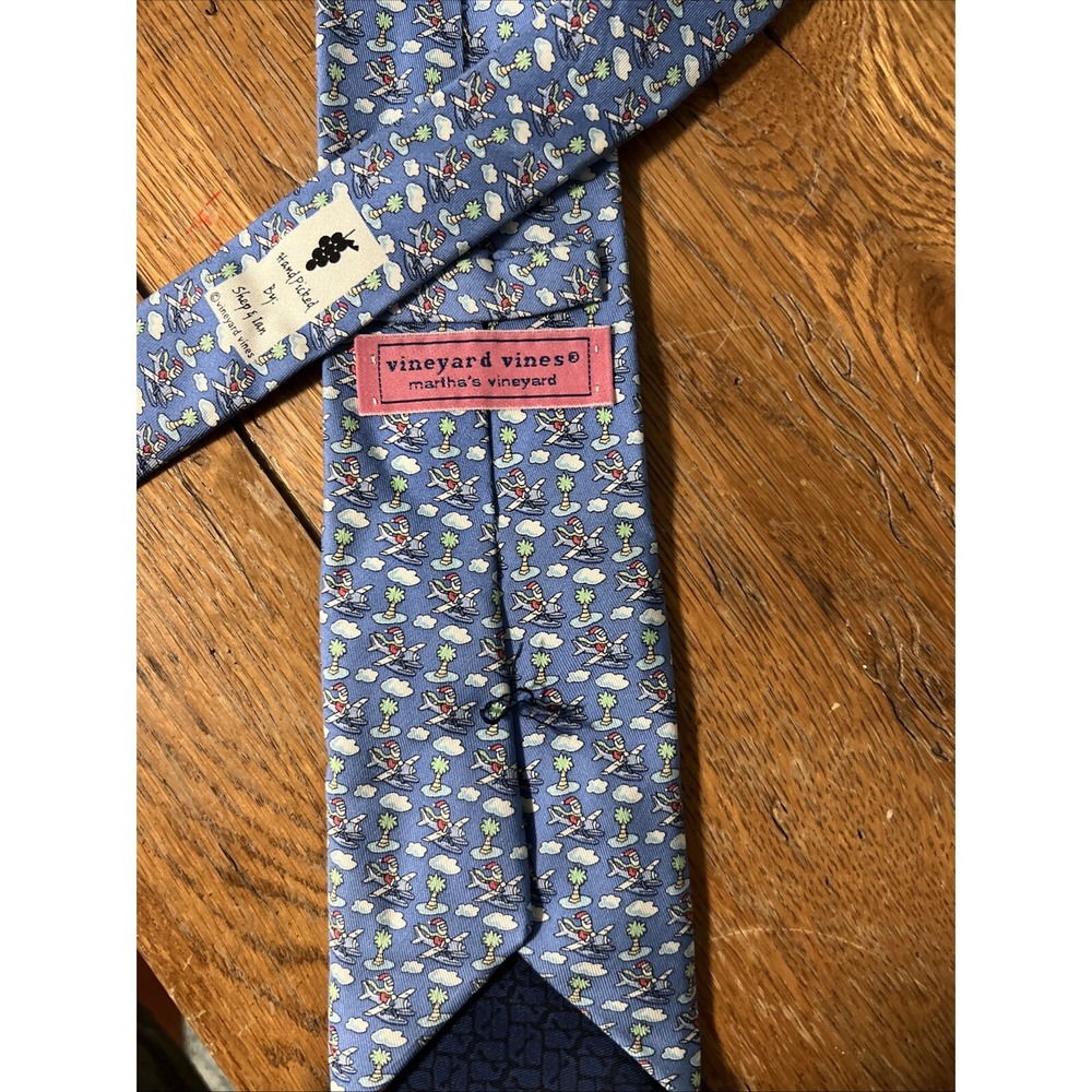 Vineyard Vines Neck Tie Mens Santa Ski Tropic Holiday All Over Print Silk